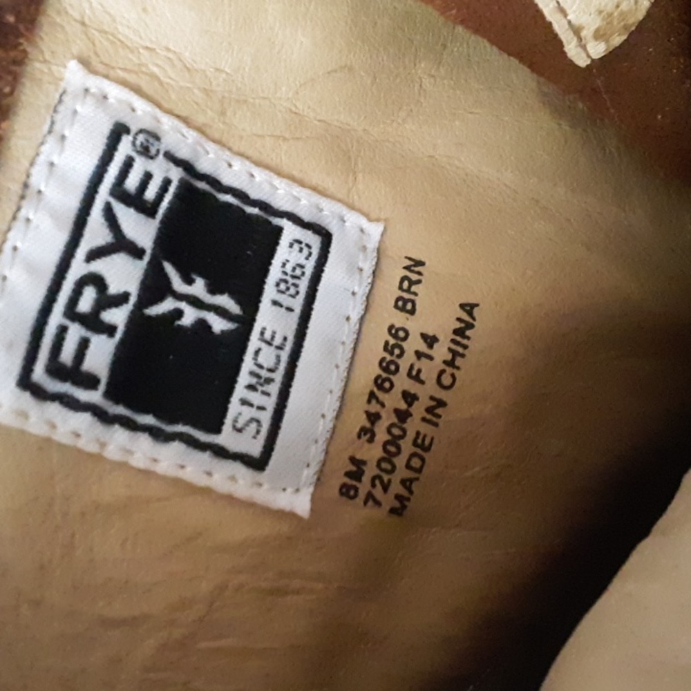 New FRYE BOOTS - Picture 12 of 13